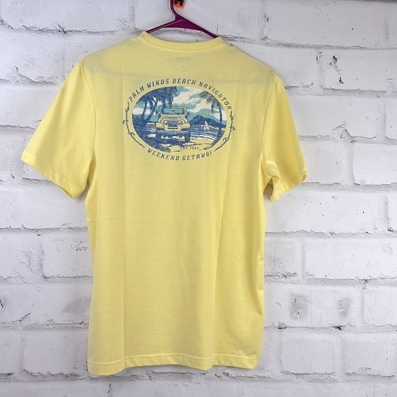Izod NWT Mens Saltwater Weekend Getaway Tee Shirt Lemon Meringue - Picture 2 of 9